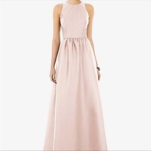 Alfred Sung Gown